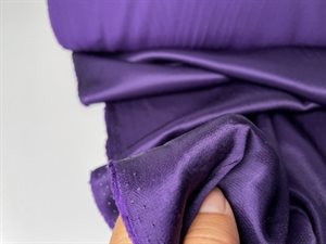 Fastvævet viscose - crepe de chine look i mørk ametyst